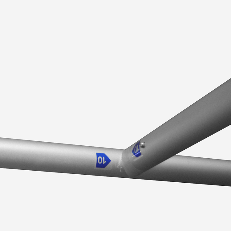 Numbered frame sections and support bar on TEXStyle Straight Display
