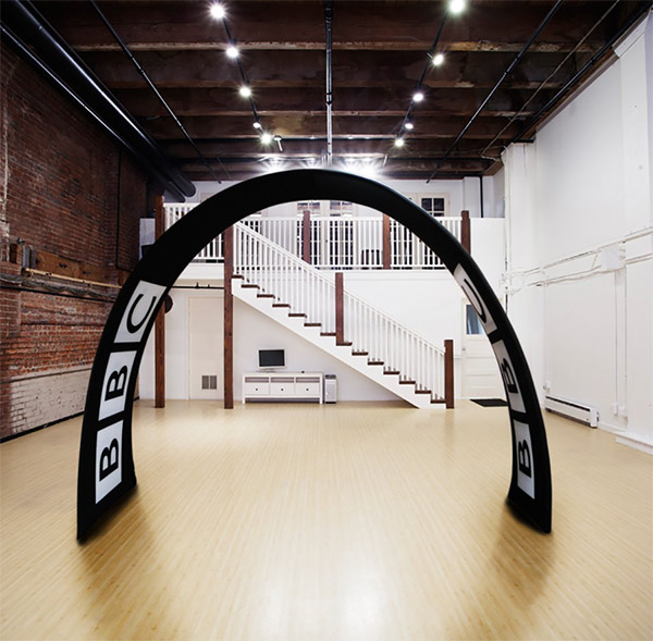Image of the Formulate Fabric Arch exhibition accessory from Print Designs