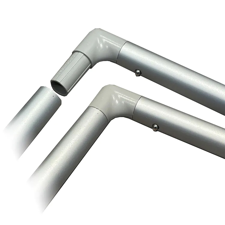 An image showing the horizontal pole section employed in the extra large feather flag